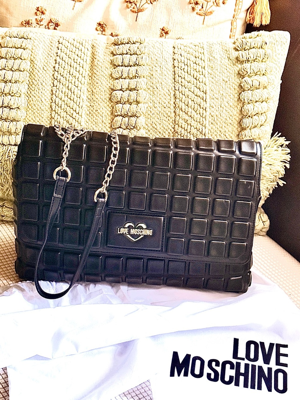Love Moschino Black Quilted Crossbody Bag with Chain Strap